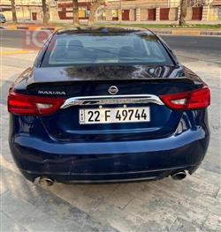 Nissan Maxima